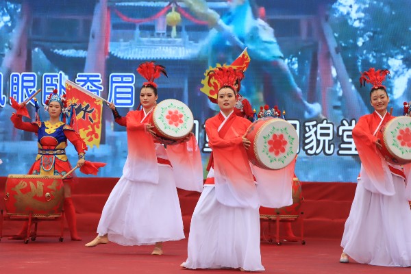 忠義鑄魂 商道傳新——河南賒店第十二屆關(guān)公文化旅游節(jié)舞臺藝術(shù)造型策劃